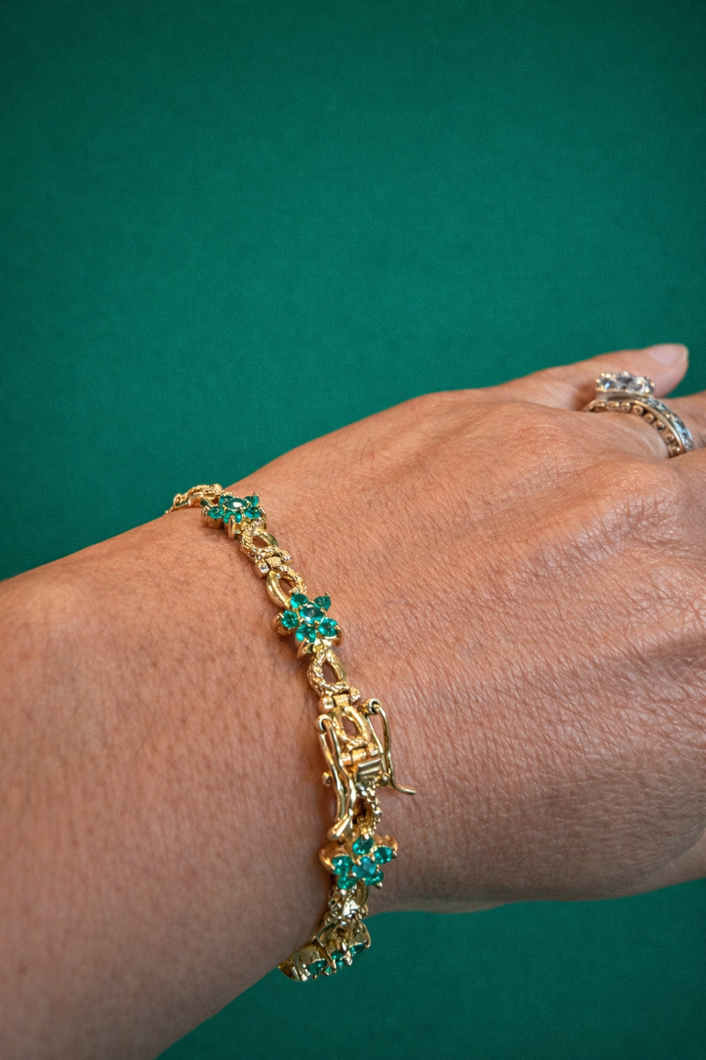 Gold and emerald  Flower Bracelet